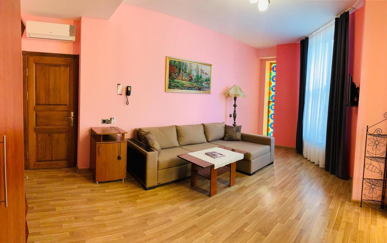 Yaffle Inn Shaki Boutique Hotel Şǝki Exterior foto
